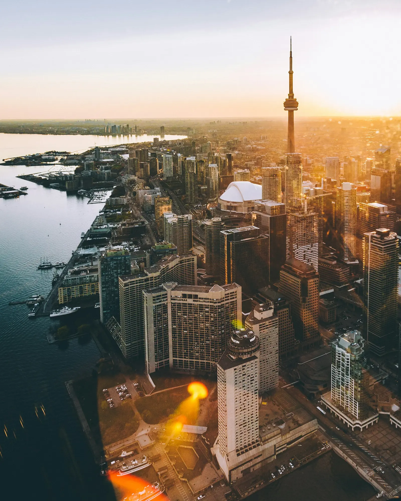 Toronto skyline, one of the cities in the guide